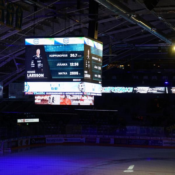 Nordic Led Solutions urheilunäyttö Kivikylän areena Rauman Lukko