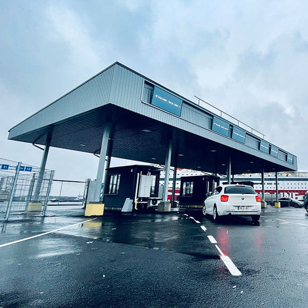 Turun sataman terminaalin opastenäytöt