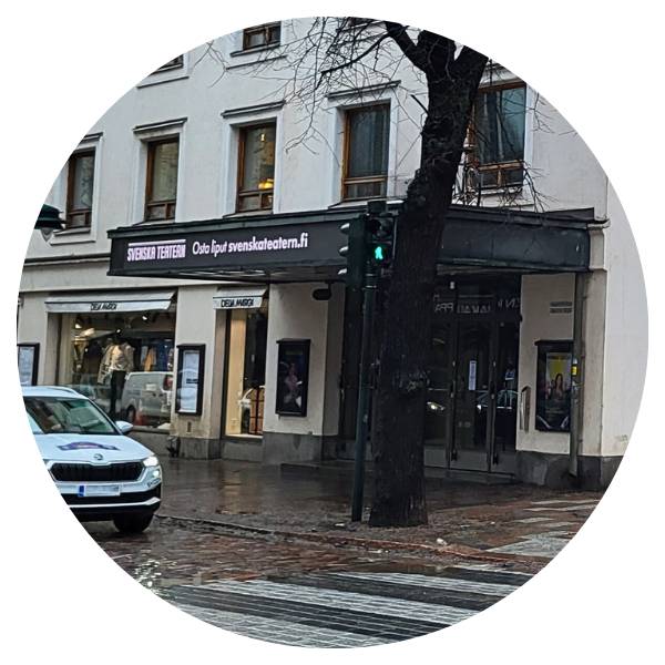 Ulkonäyttö Svenska Teatern lippa 