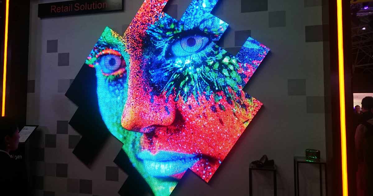 LED-seinä epäsymmetrinen