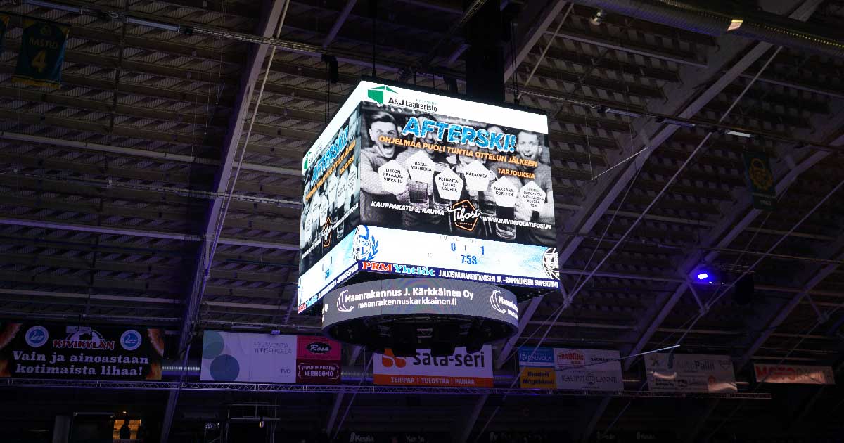 Mediakuutio Kivikylan areenalla.